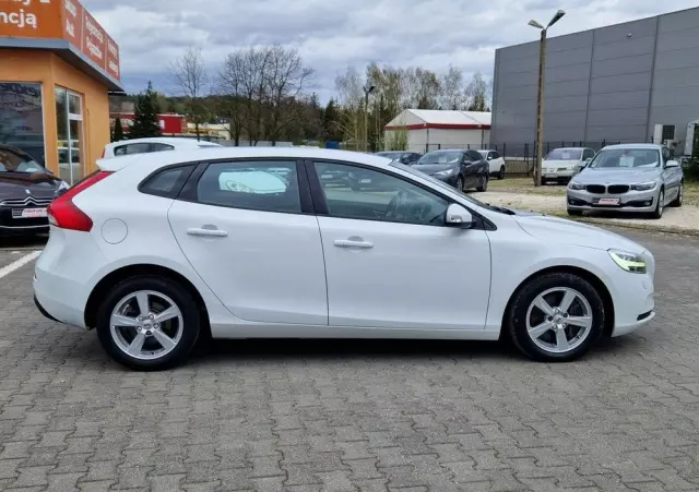 VOLVO V40 D2 Drive-E Kinetic