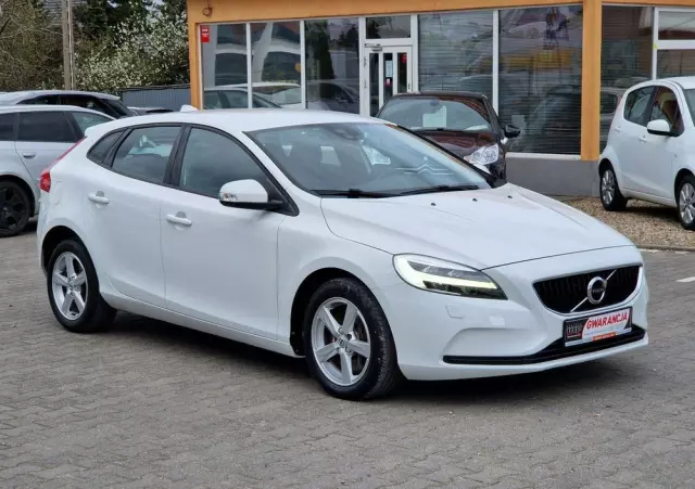 VOLVO V40 D2 Drive-E Kinetic