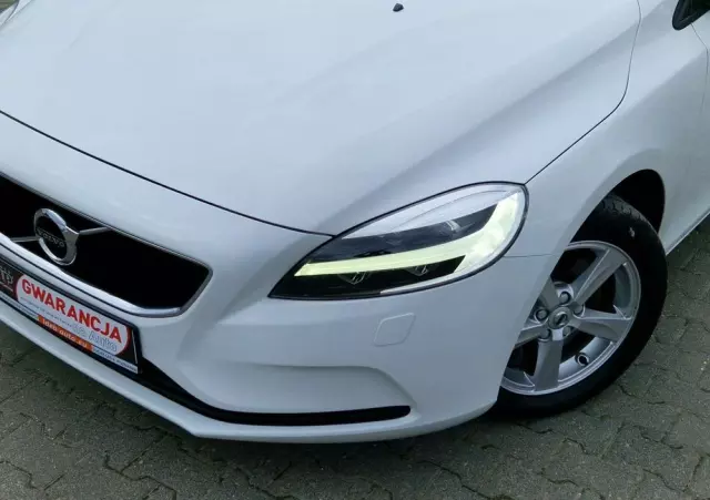 VOLVO V40 D2 Drive-E Kinetic