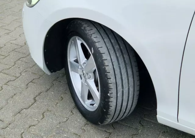 VOLVO V40 D2 Drive-E Kinetic