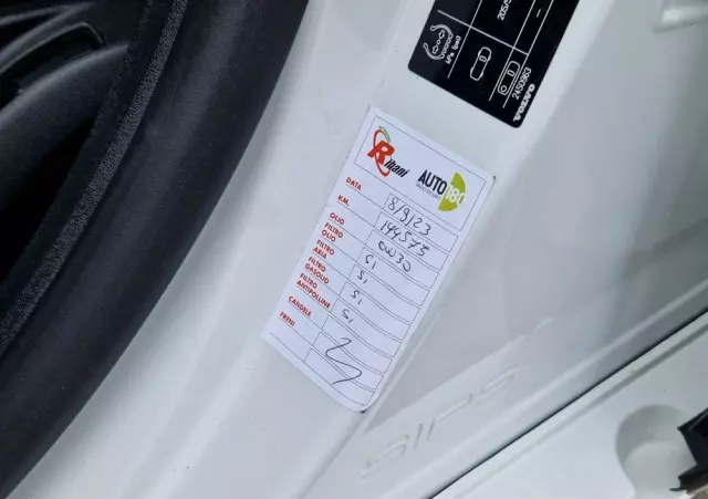 VOLVO V40 D2 Drive-E Kinetic