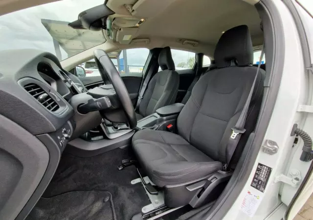 VOLVO V40 D2 Drive-E Kinetic