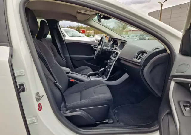 VOLVO V40 D2 Drive-E Kinetic