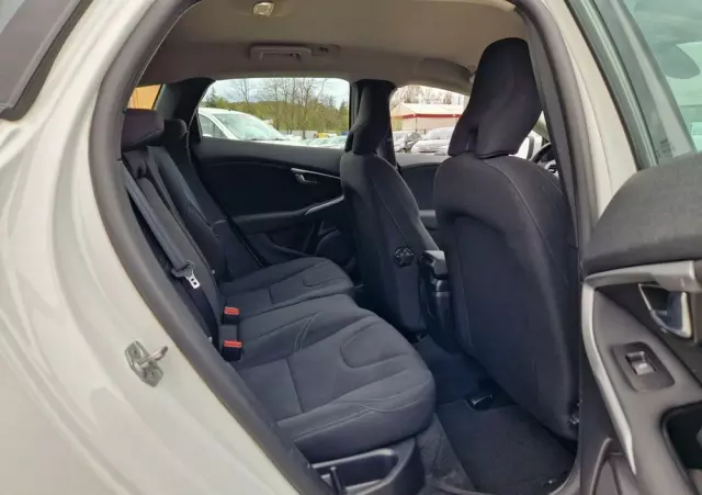 VOLVO V40 D2 Drive-E Kinetic