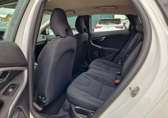 VOLVO V40 D2 Drive-E Kinetic