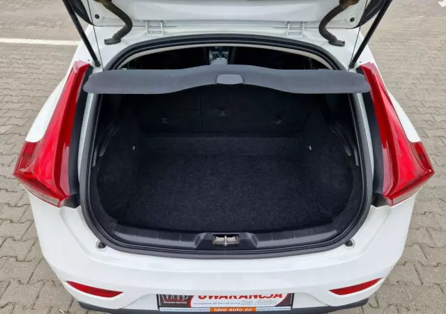 VOLVO V40 D2 Drive-E Kinetic