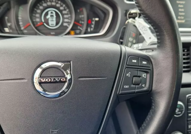VOLVO V40 D2 Drive-E Kinetic