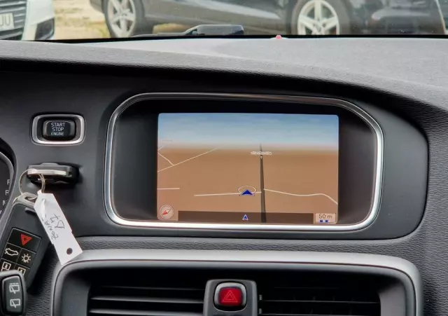 VOLVO V40 D2 Drive-E Kinetic