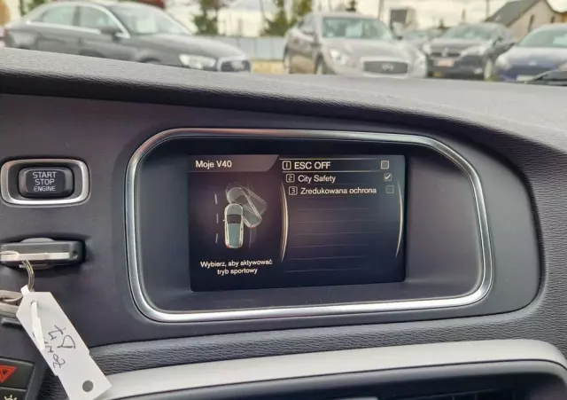 VOLVO V40 D2 Drive-E Kinetic