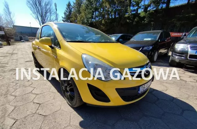 OPEL Corsa 