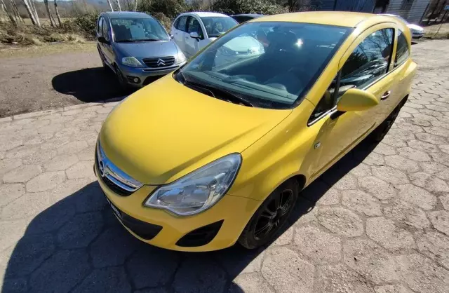 OPEL Corsa 