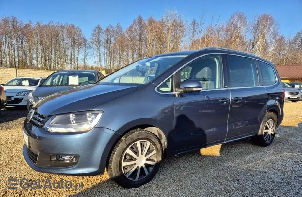 VOLKSWAGEN Sharan 