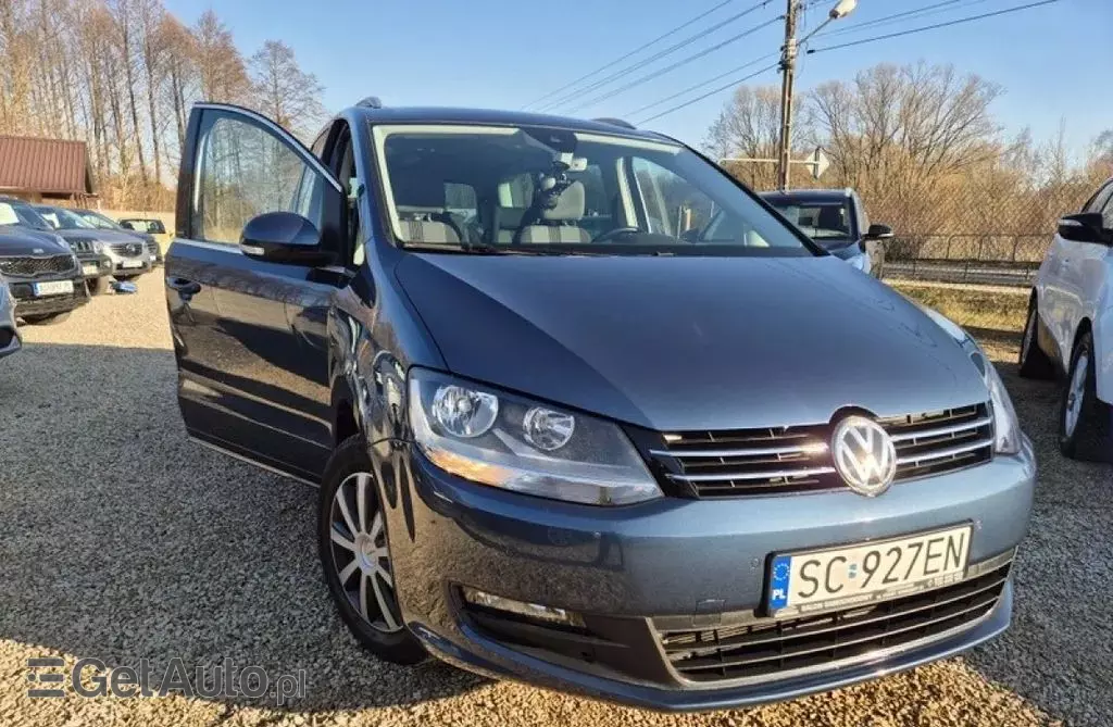 VOLKSWAGEN Sharan 
