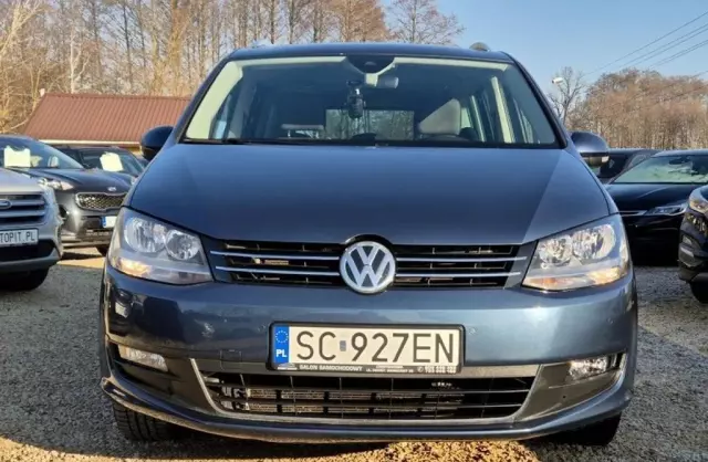 VOLKSWAGEN Sharan 