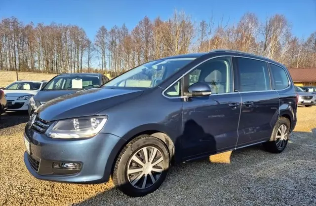 VOLKSWAGEN Sharan 