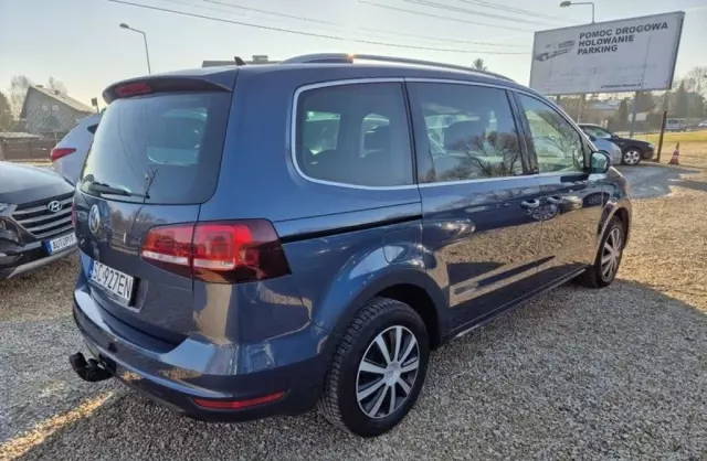 VOLKSWAGEN Sharan 
