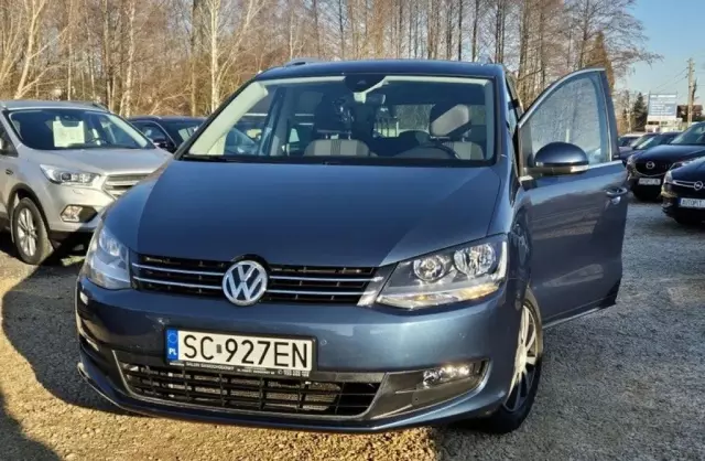 VOLKSWAGEN Sharan 