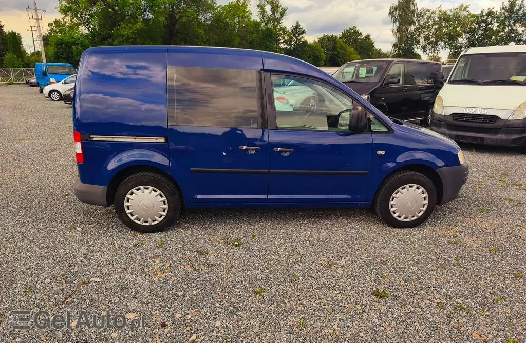 VOLKSWAGEN Caddy 