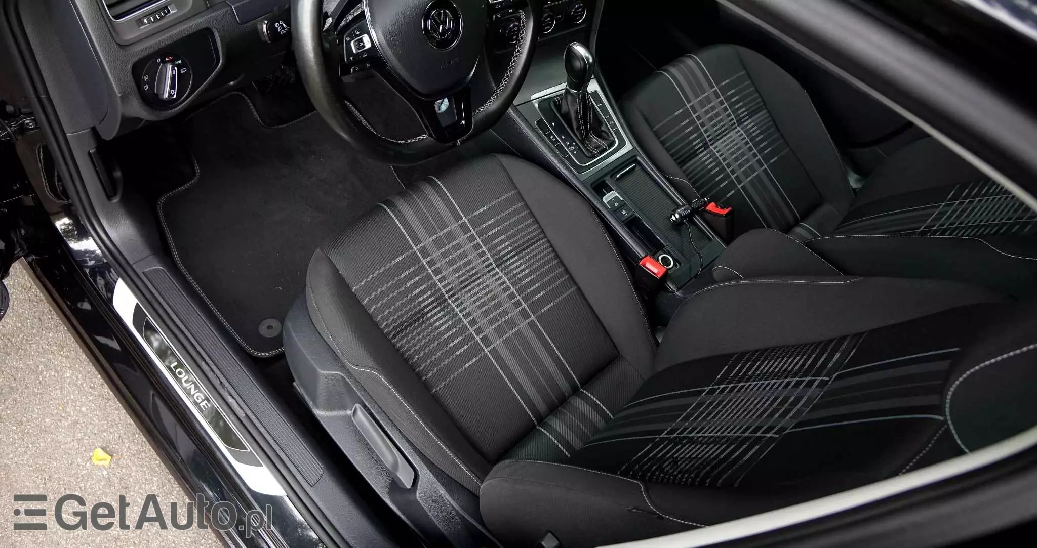 VOLKSWAGEN Golf 1.6 TDI BlueMotion Technology DSG Lounge