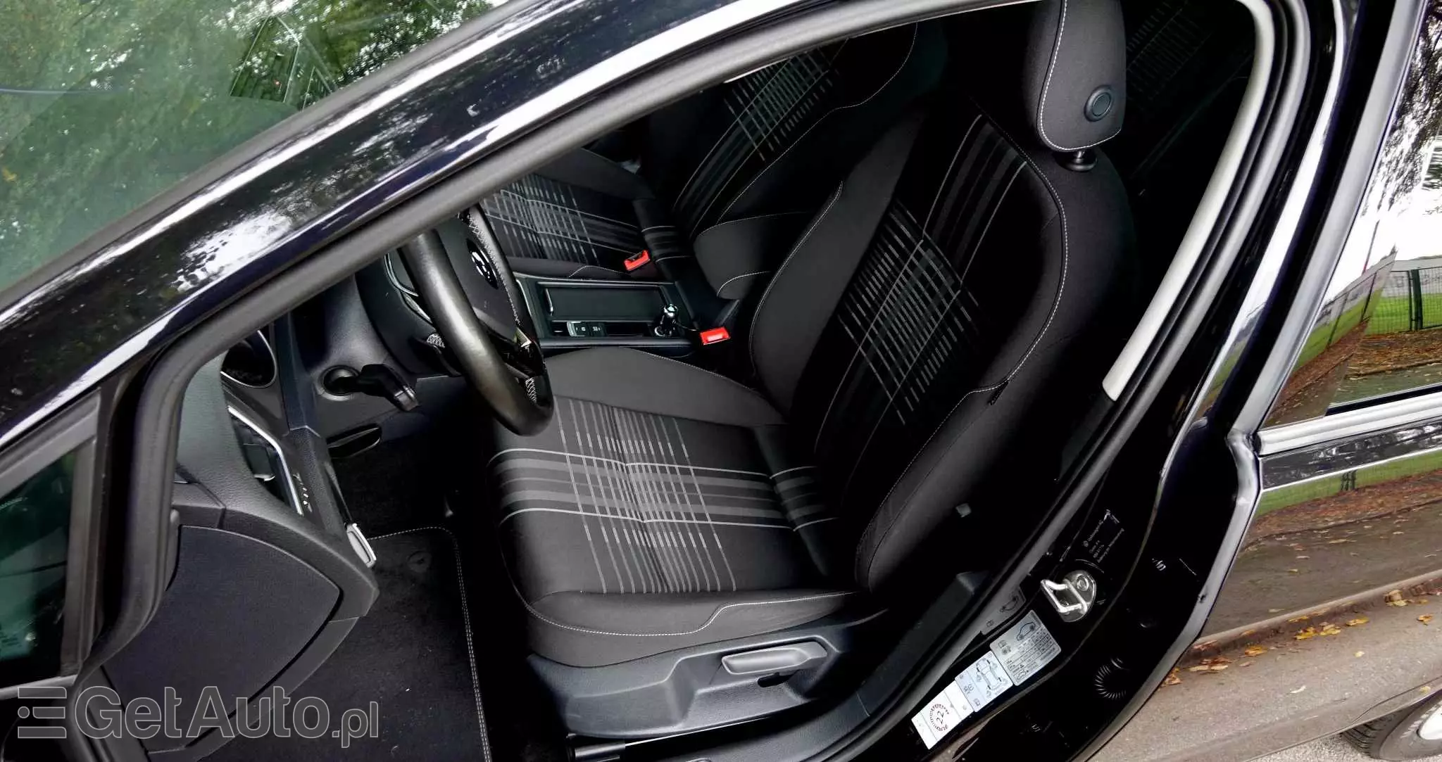 VOLKSWAGEN Golf 1.6 TDI BlueMotion Technology DSG Lounge