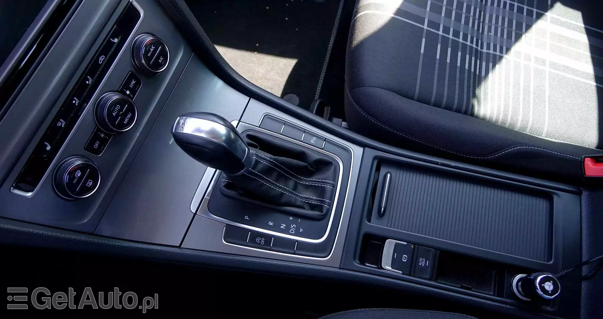 VOLKSWAGEN Golf 1.6 TDI BlueMotion Technology DSG Lounge