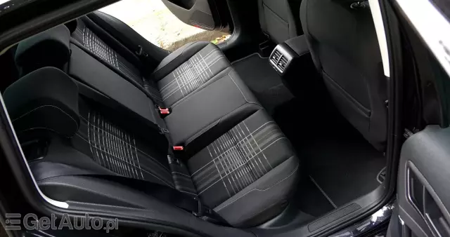 VOLKSWAGEN Golf 1.6 TDI BlueMotion Technology DSG Lounge