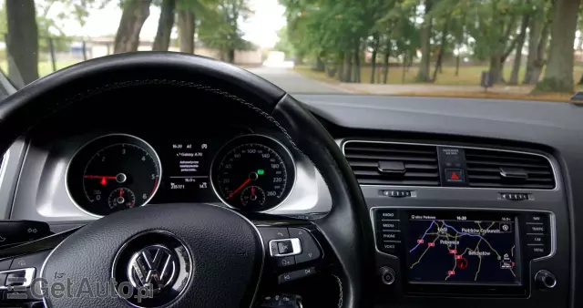 VOLKSWAGEN Golf 1.6 TDI BlueMotion Technology DSG Lounge