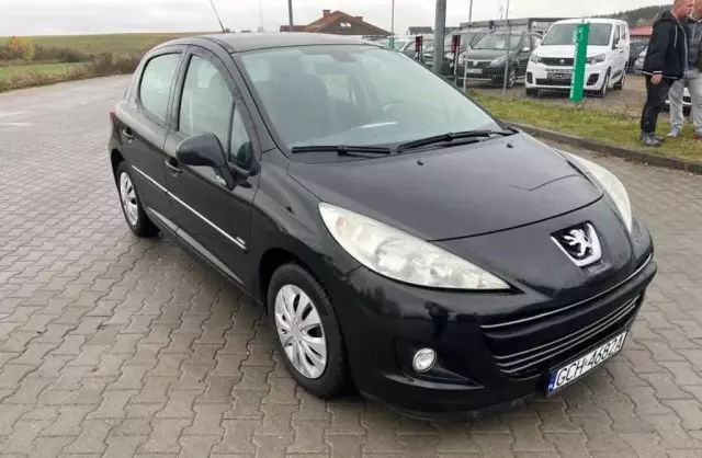 PEUGEOT 207 