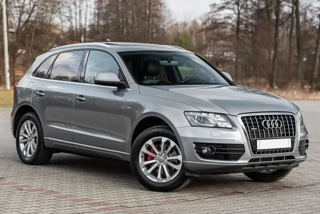 AUDI Q5 