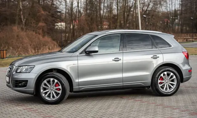 AUDI Q5 