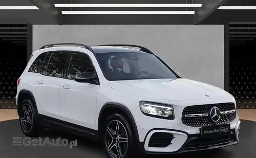 MERCEDES-BENZ GLB 