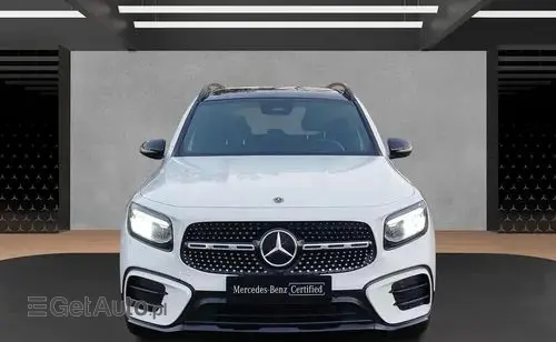 MERCEDES-BENZ GLB 