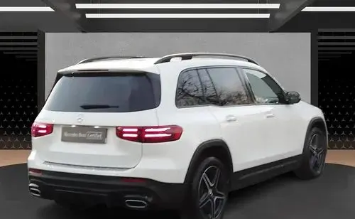 MERCEDES-BENZ GLB 