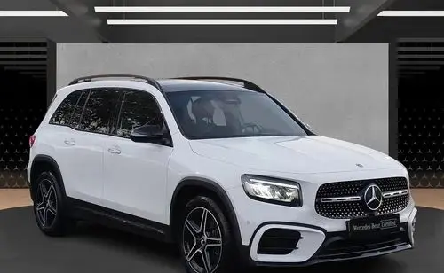 MERCEDES-BENZ GLB 