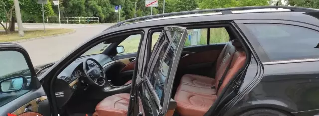 MERCEDES-BENZ Klasa E 