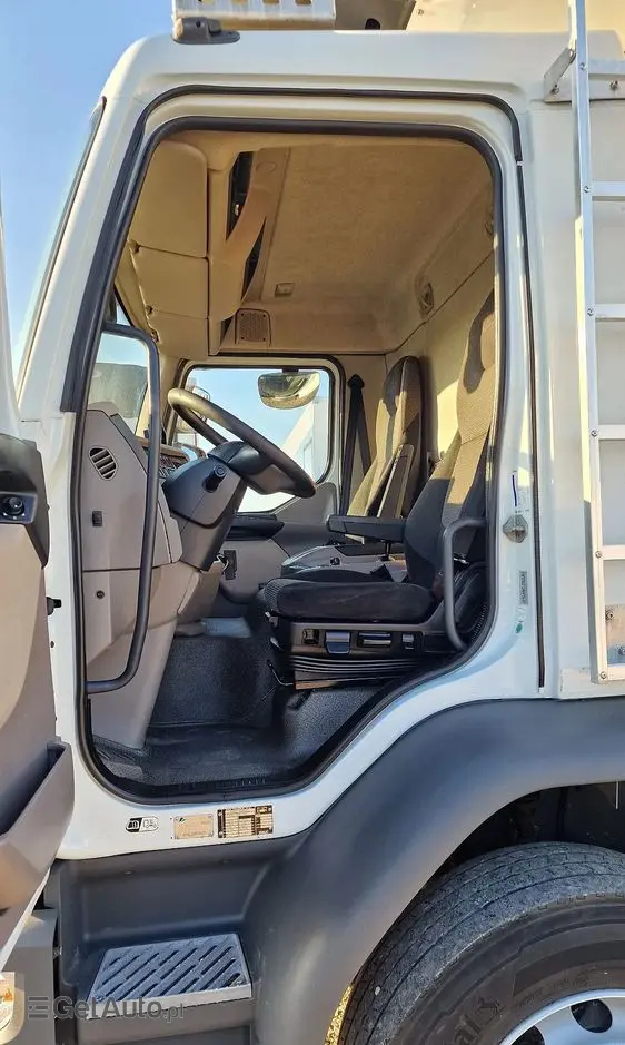 DAF LF 18.250 4x2 Chłodnia Carrier 1150 mono 