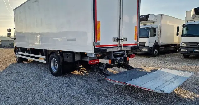 DAF LF 18.250 4x2 Chłodnia Carrier 1150 mono 