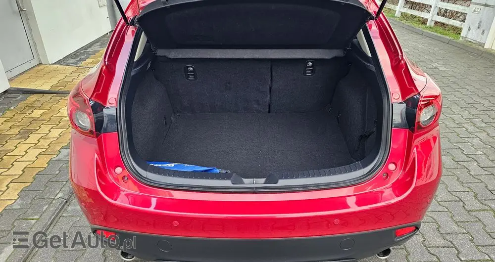 MAZDA 3 SKYACTIV-G 120 Exclusive-Line