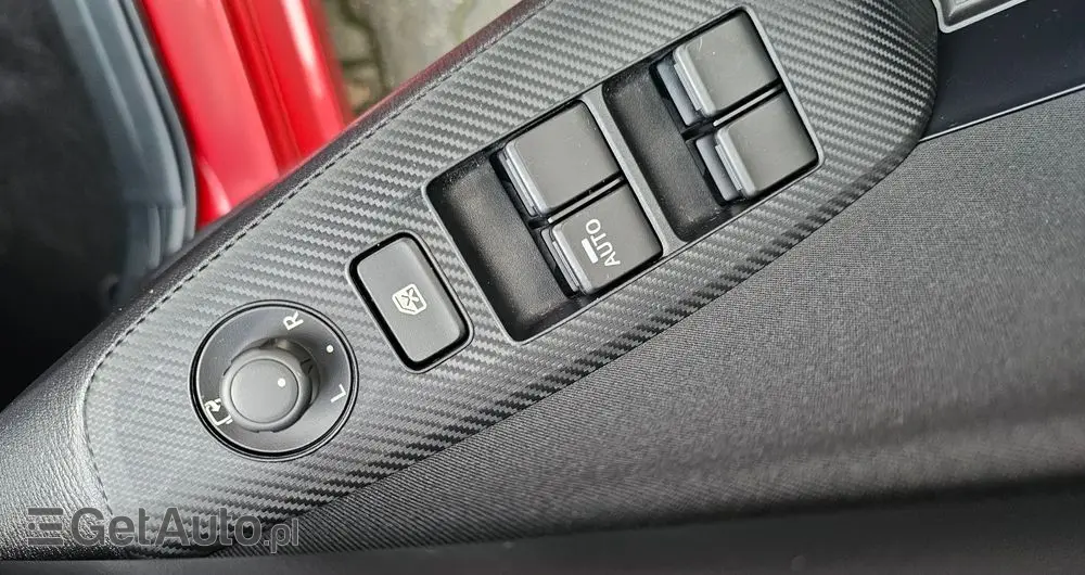 MAZDA 3 SKYACTIV-G 120 Exclusive-Line