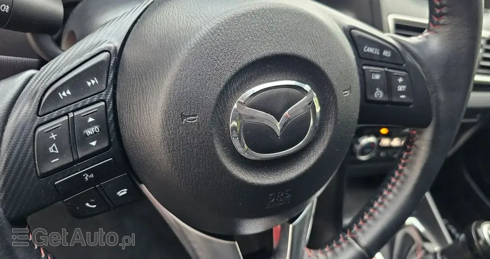 MAZDA 3 SKYACTIV-G 120 Exclusive-Line