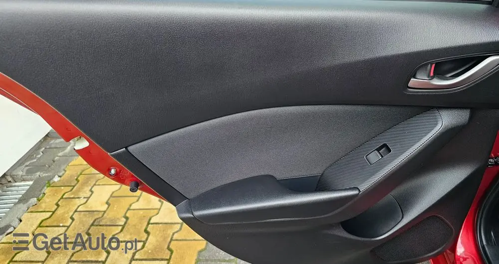MAZDA 3 SKYACTIV-G 120 Exclusive-Line