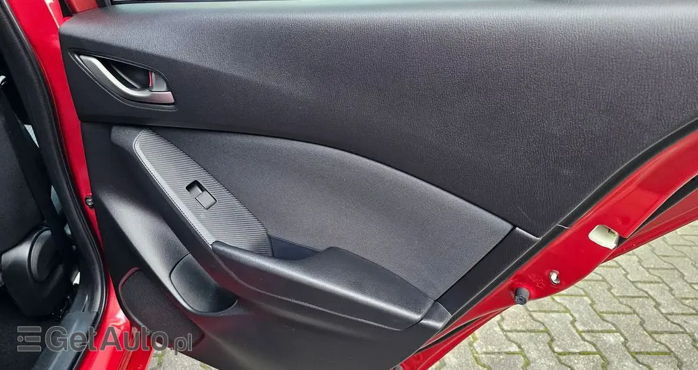 MAZDA 3 SKYACTIV-G 120 Exclusive-Line