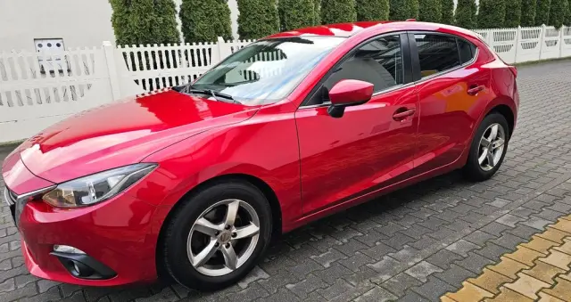 MAZDA 3 SKYACTIV-G 120 Exclusive-Line
