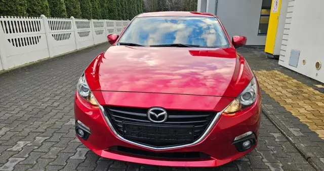 MAZDA 3 SKYACTIV-G 120 Exclusive-Line