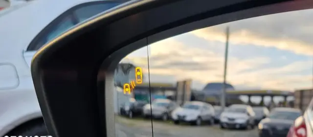 MAZDA 3 SKYACTIV-G 120 Exclusive-Line