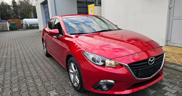 MAZDA 3 SKYACTIV-G 120 Exclusive-Line