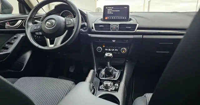 MAZDA 3 SKYACTIV-G 120 Exclusive-Line