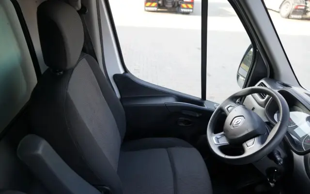 RENAULT MASTER  / KONTENER 4,25 M / WINDA DHOLLANDIA / SPROWADZONY 