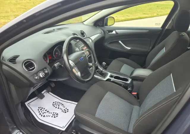 FORD Mondeo 1.6 T Ambiente