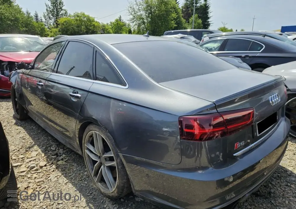 AUDI S6 Limousine 